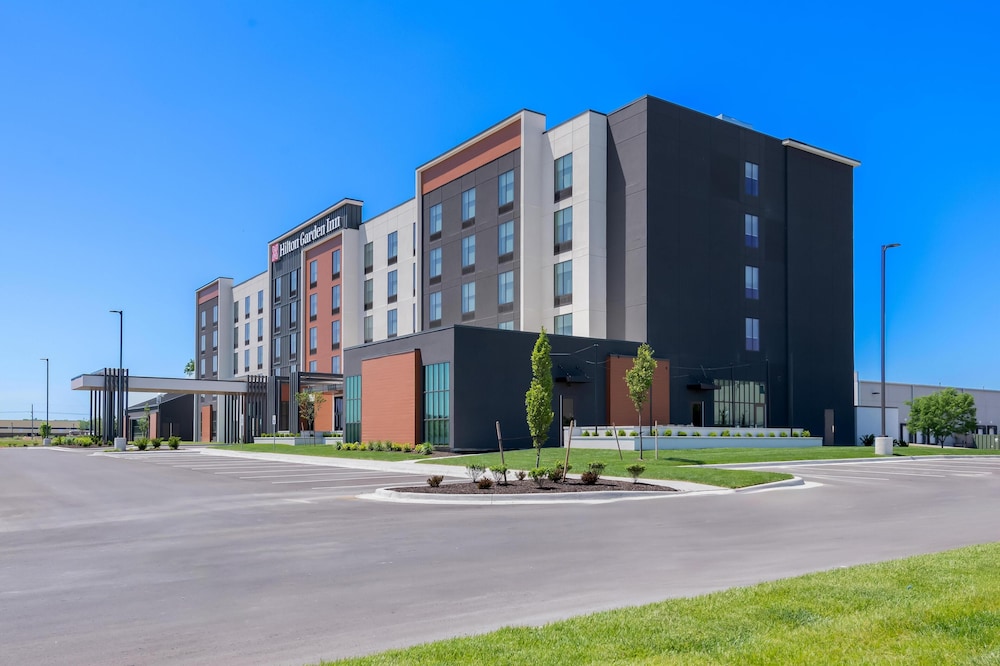 Hilton Garden Inn Kansas City Riverside 40/50