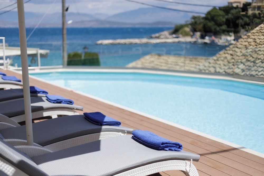 Melina Bay Boutique Hotel 57/60
