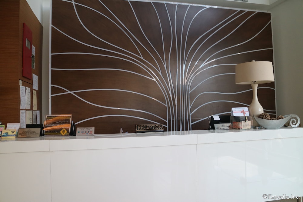 Avenue Suites Hotel 5/65