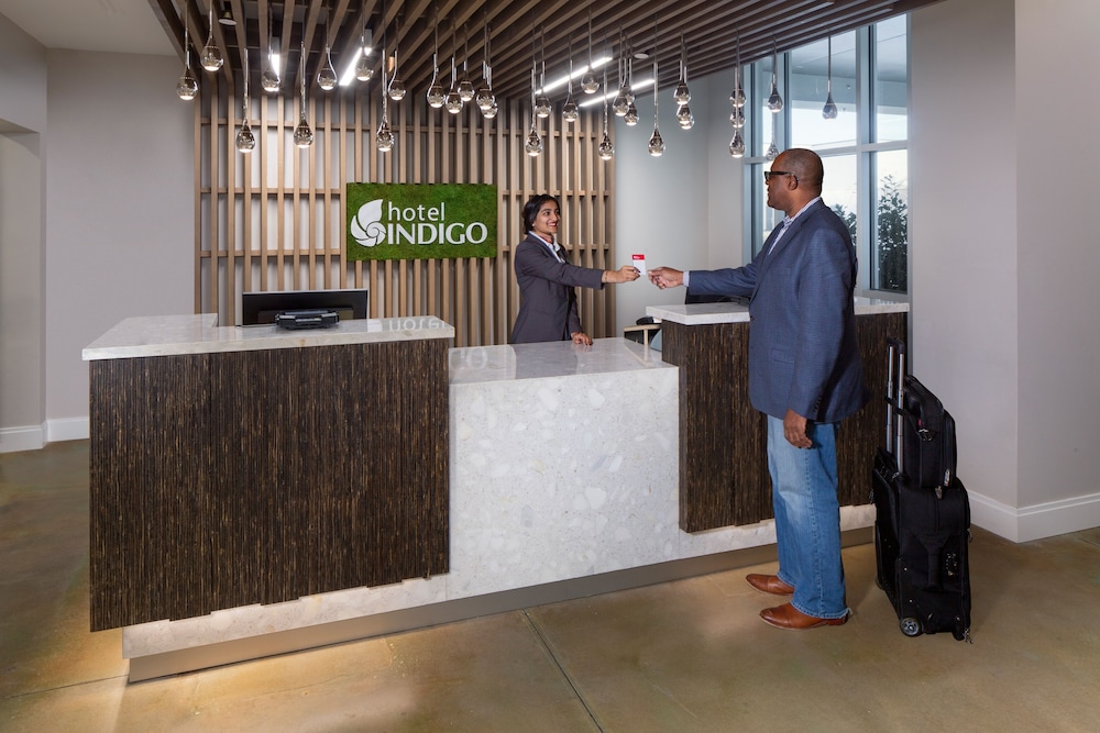 Hotel Indigo Gainesville-Celebration Pointe 6/71