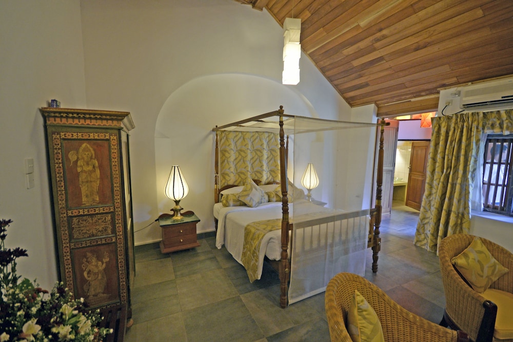 Athulya Villas 7/36