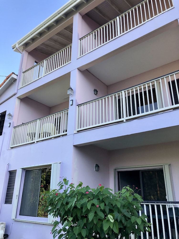 Allamanda Beach Resort 1/47