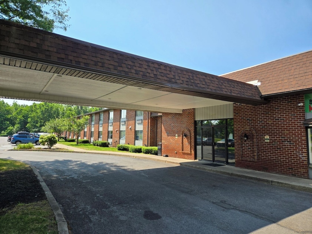 Red Roof Inn Fulton 50/60