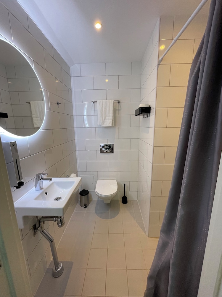 Unique Hotel Jungfrugatan 66/70