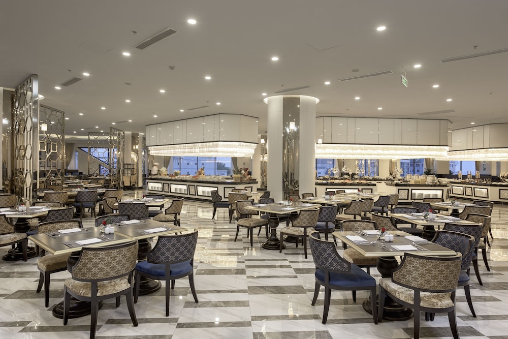 Vinpearl Empire Nha Trang, Affiliated by Melia 58/73