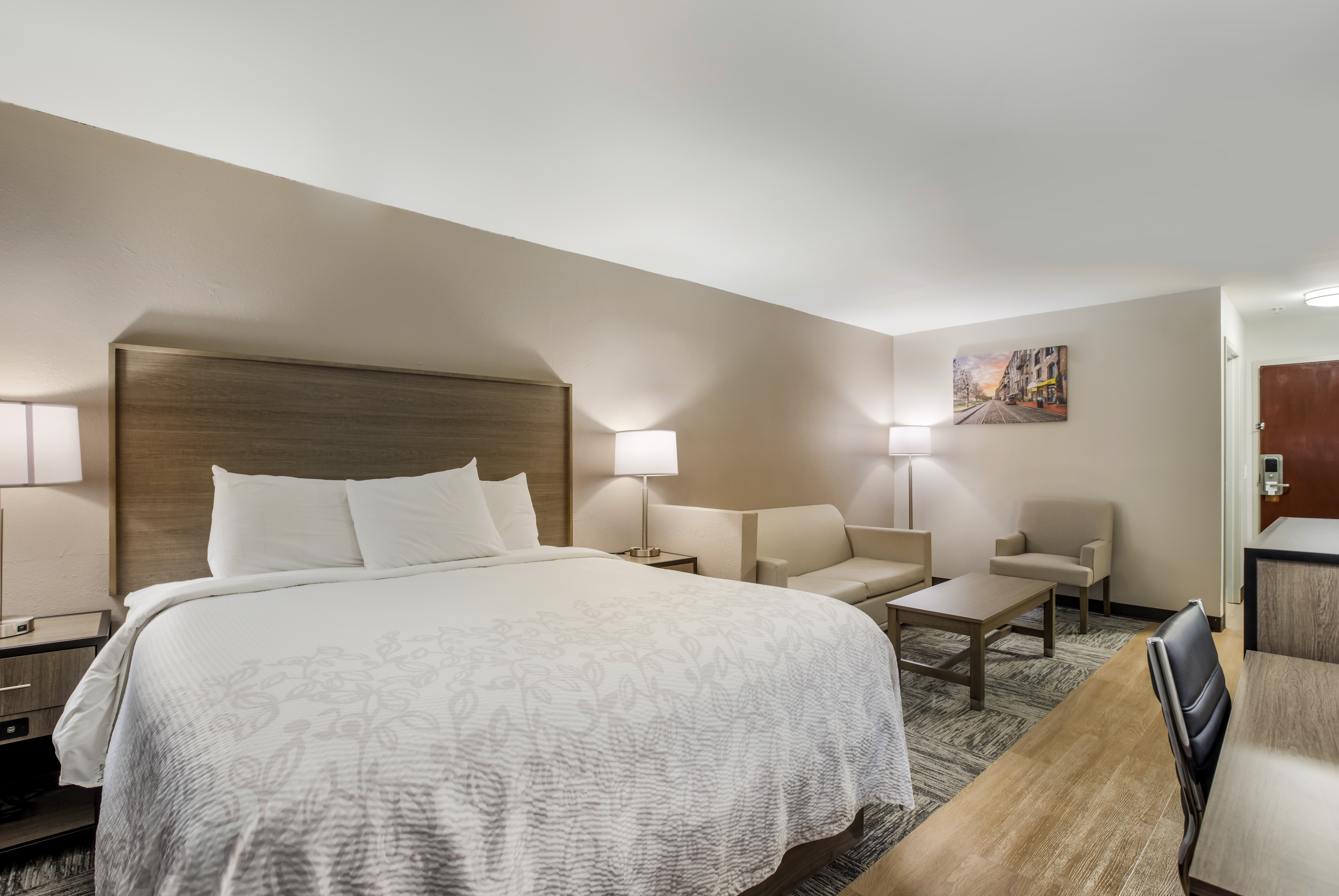 SUITE, KING BED, ACCESSIBLE