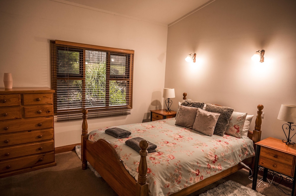 BELLS ESTATE GREAT OCEAN ROAD COTTAGES 7/50