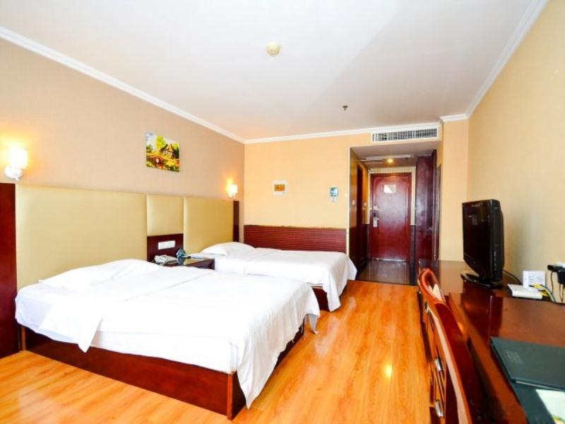 GreenTree Inn LianYunGang Xinpu District East JieFang Road Wanda Square Hotel 28/38