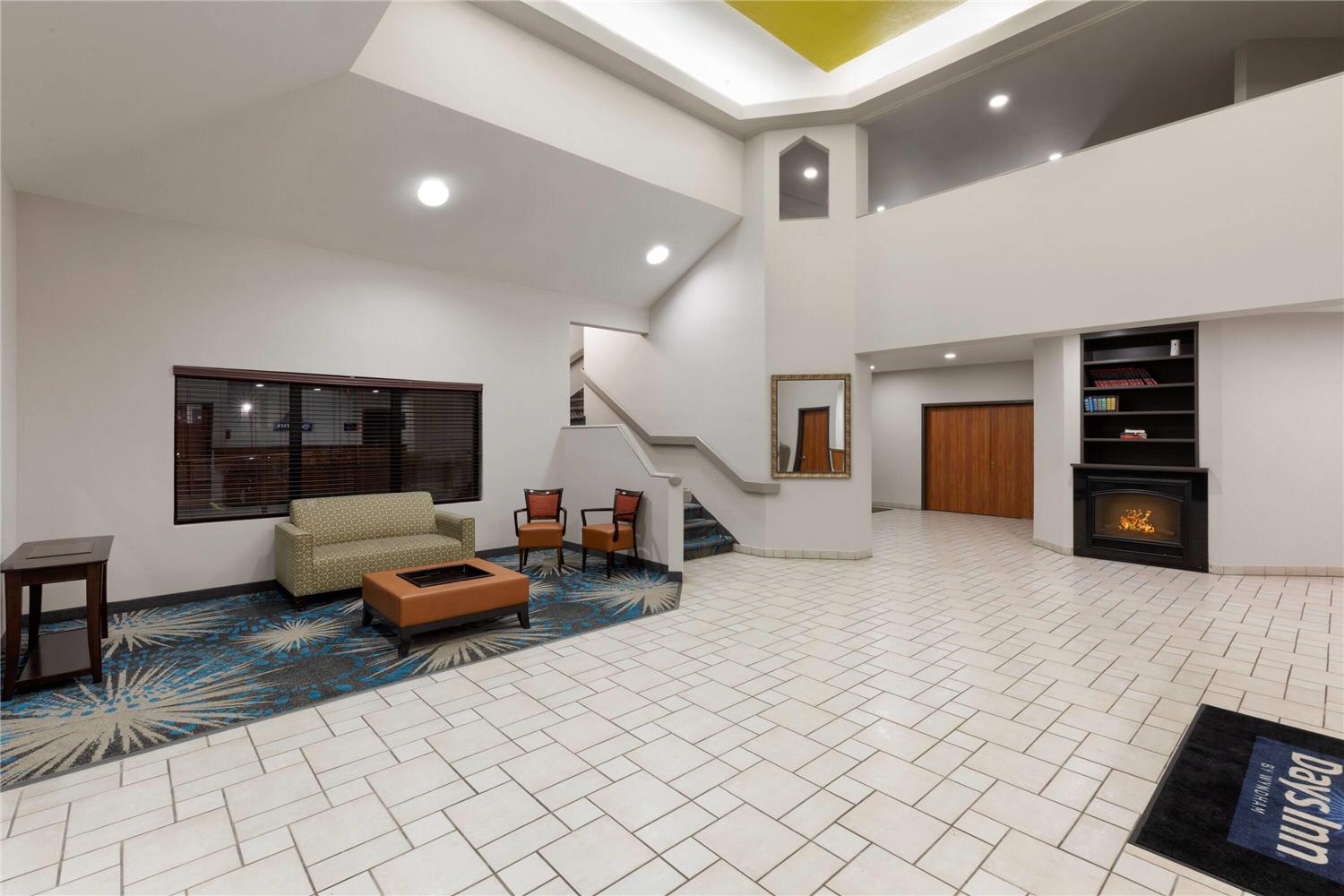 Days Inn By Wyndham Tulsa Central 35/42