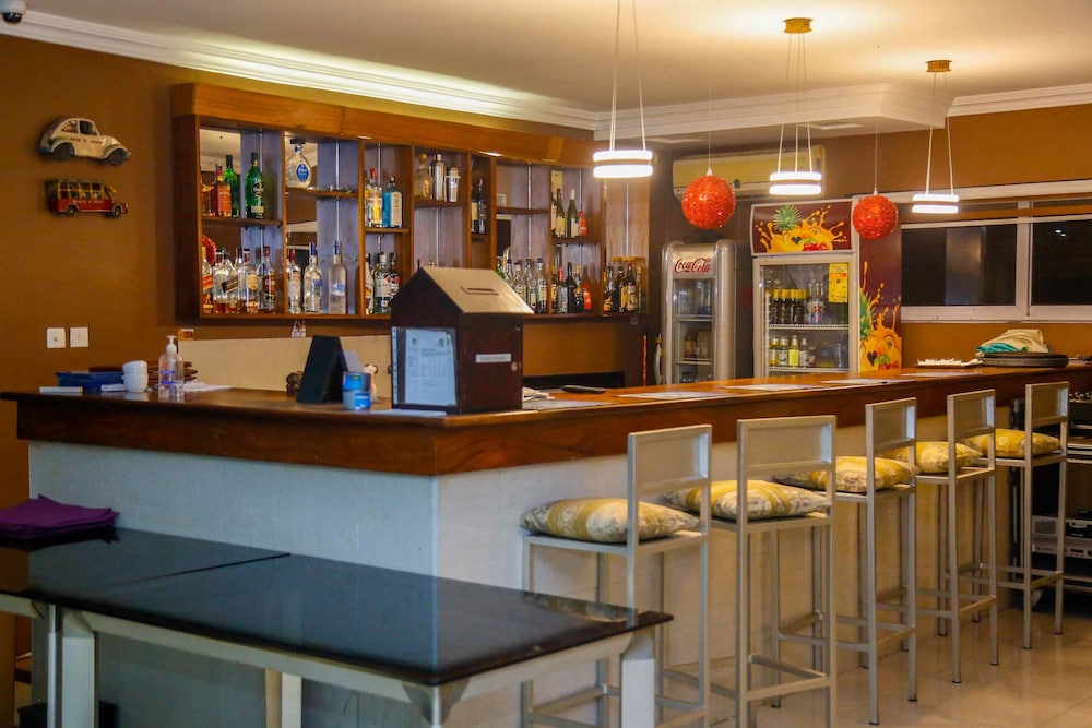 Midindi Hotel 52/61
