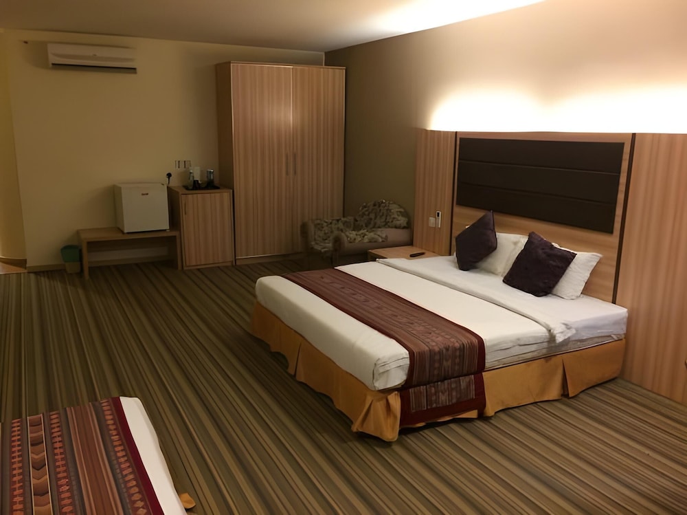 Palette Kota Kinabalu Near by Imago Shopping Mall Formerly Zara's Boutique Hotel 18/53