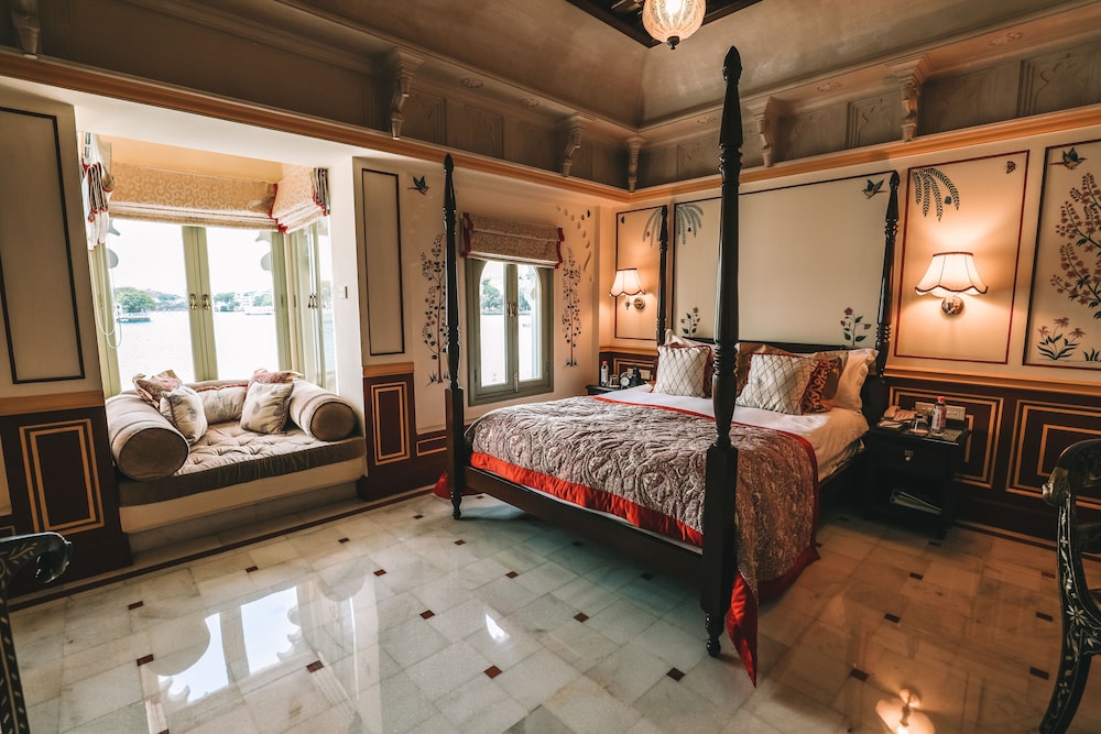 Taj Lake Palace 21/61