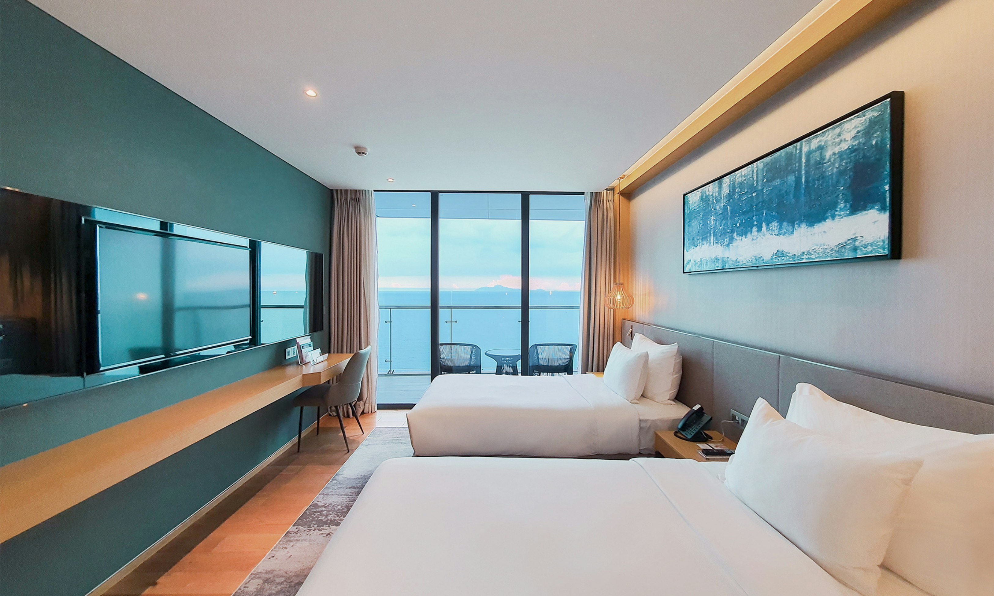 Prince Hotel Da Nang 23/75