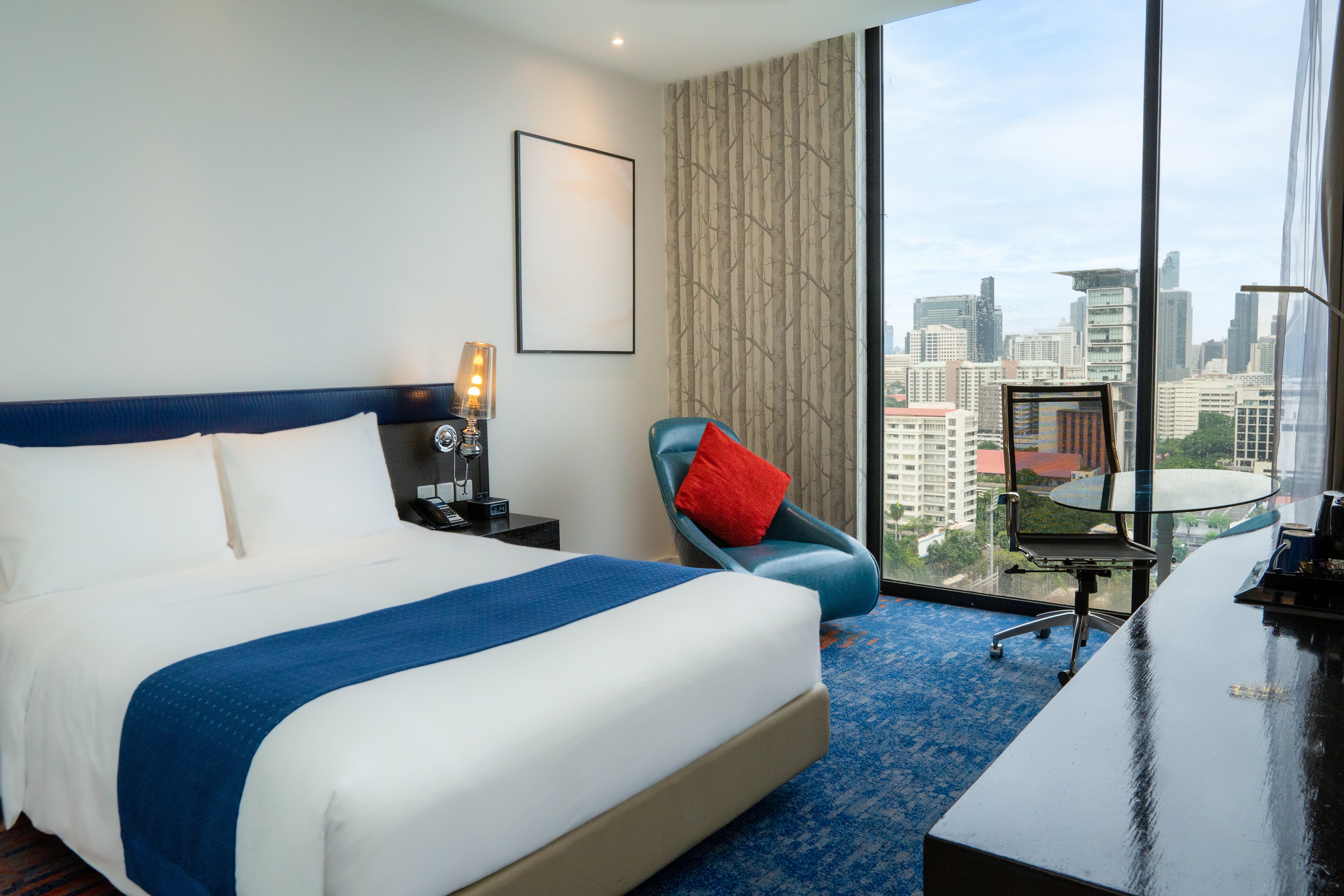 Holiday Inn Express Bangkok Siam 23/80