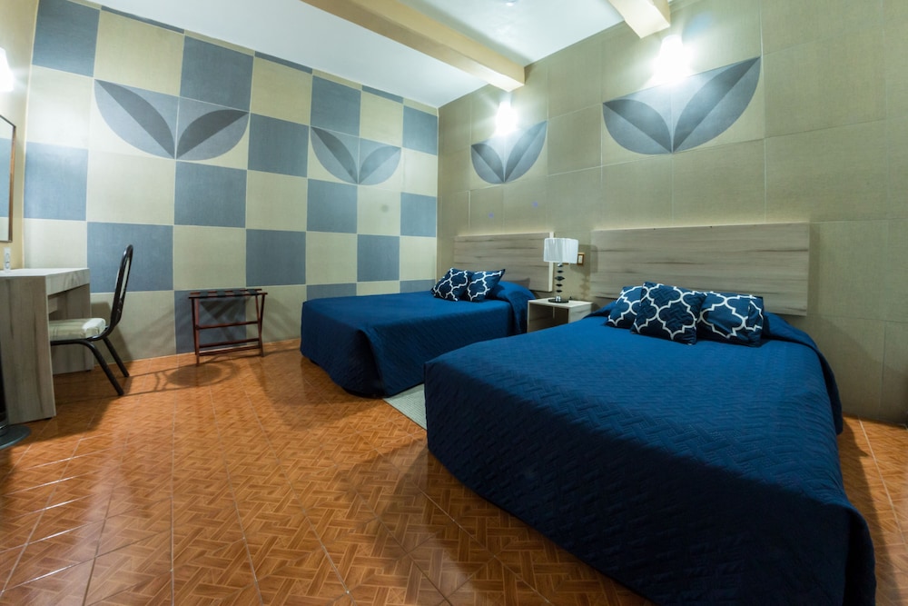 Hotel Estefania 18/45