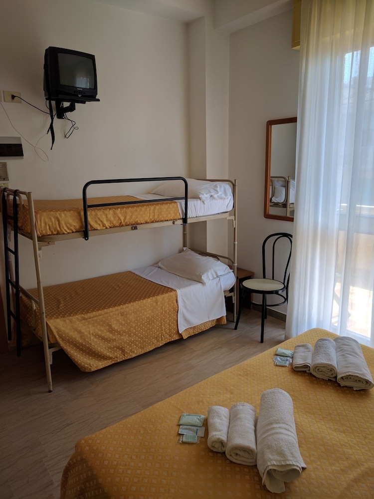 Hotel Arabesco 12/26
