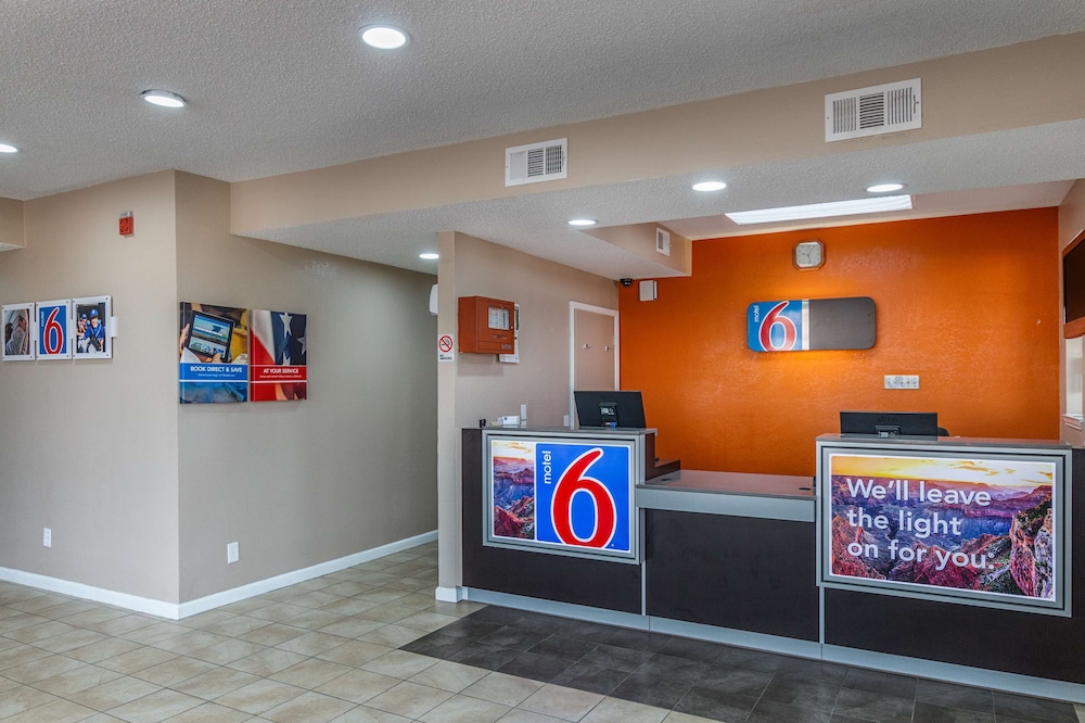 Motel6 Waxahachie, TX 9/39