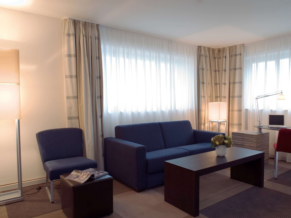 Movenpick Amsterdam City Centre 46/75