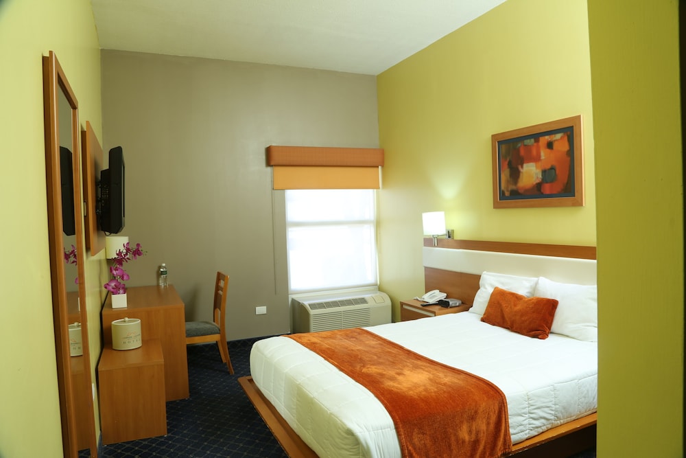 Copper Canyon Boutique Hotel 12/48