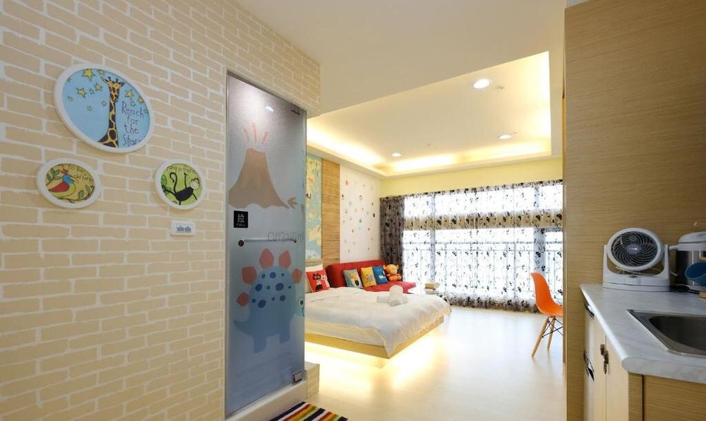85 Asia Hotel 49/69