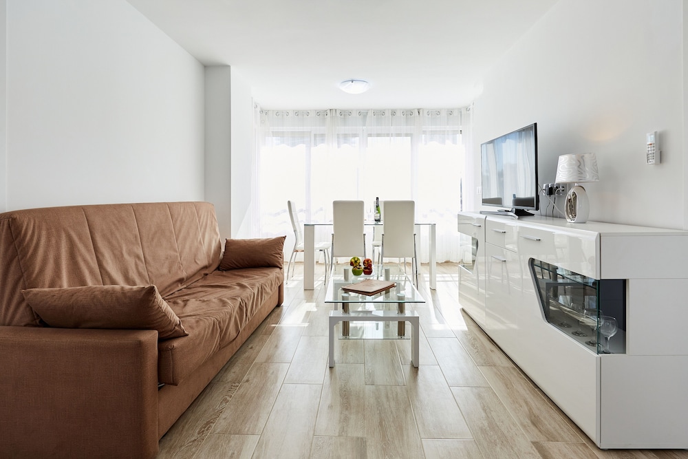 Sonrisa Apartments 31/50
