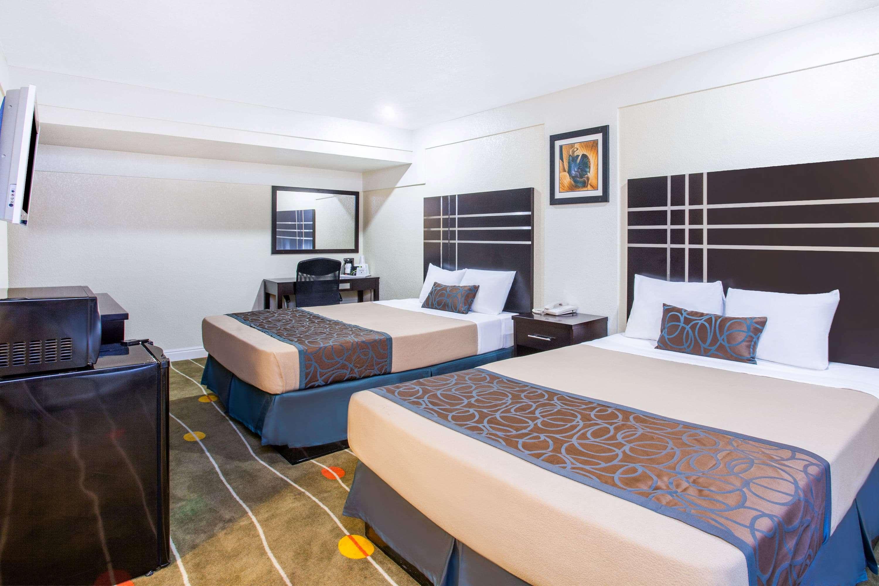 Travelodge By Wyndham Fresno Yosemite Area 9/13