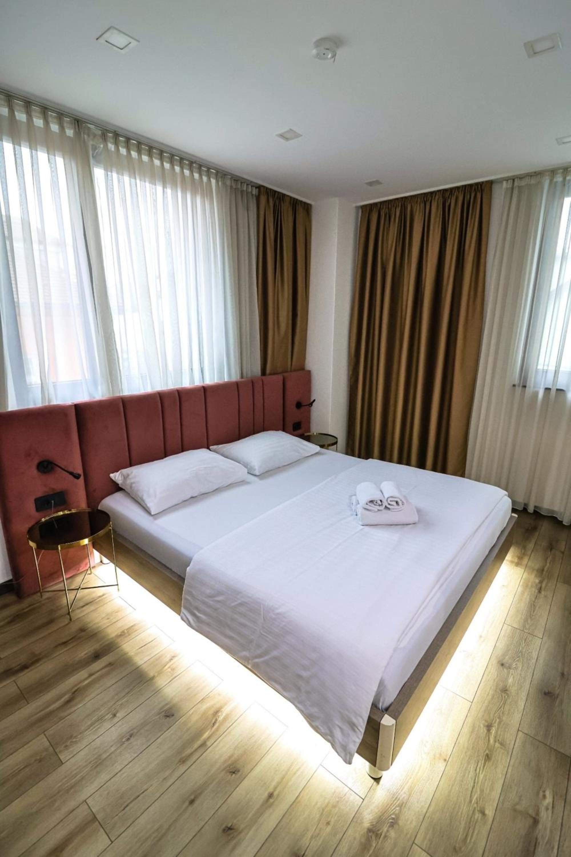 Hotel National 16/50