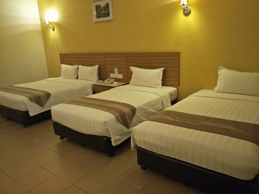 Grand Court Hotel 15/56