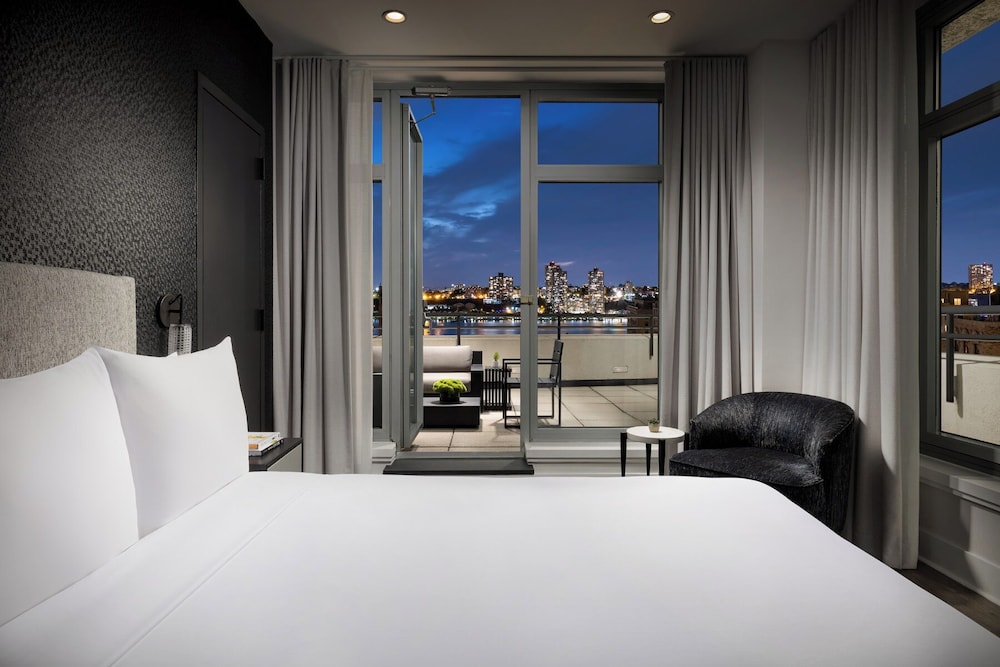Penthouse Suite