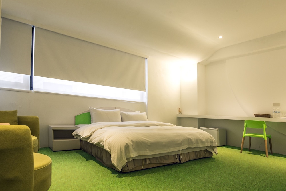 Time Flyer Hotel 16/50