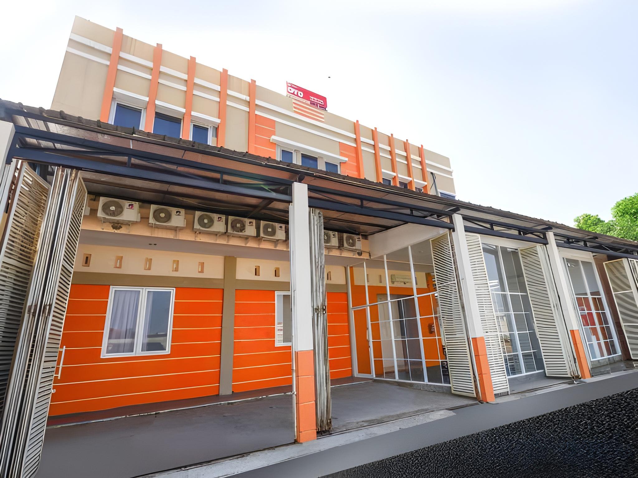 Super OYO 3150 Theodore Homestay