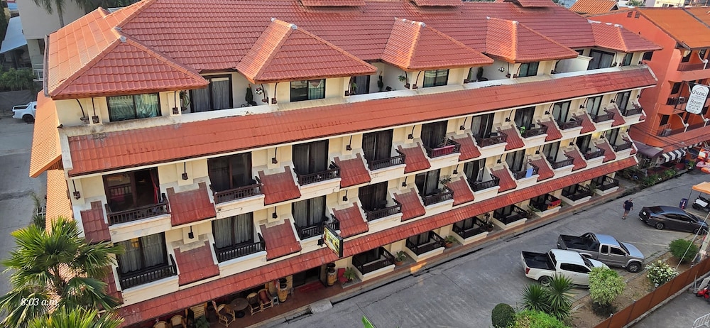Nirvana Boutique Suites 2/50