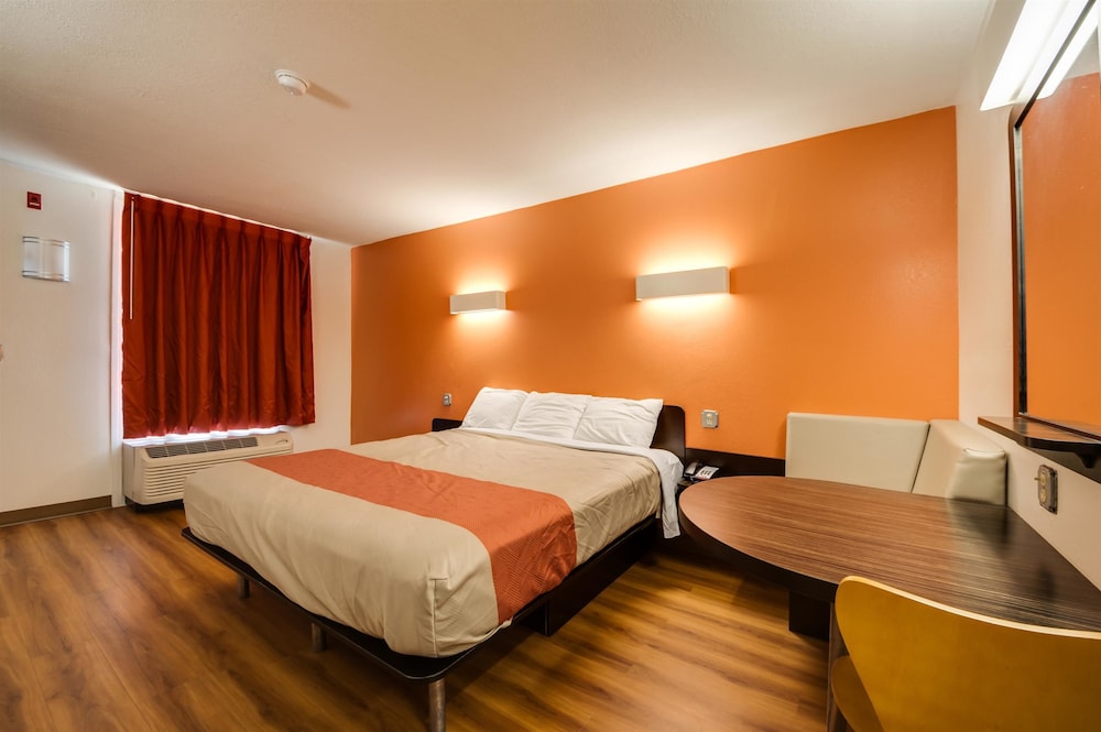 Motel6 Jennings, LA 25/49
