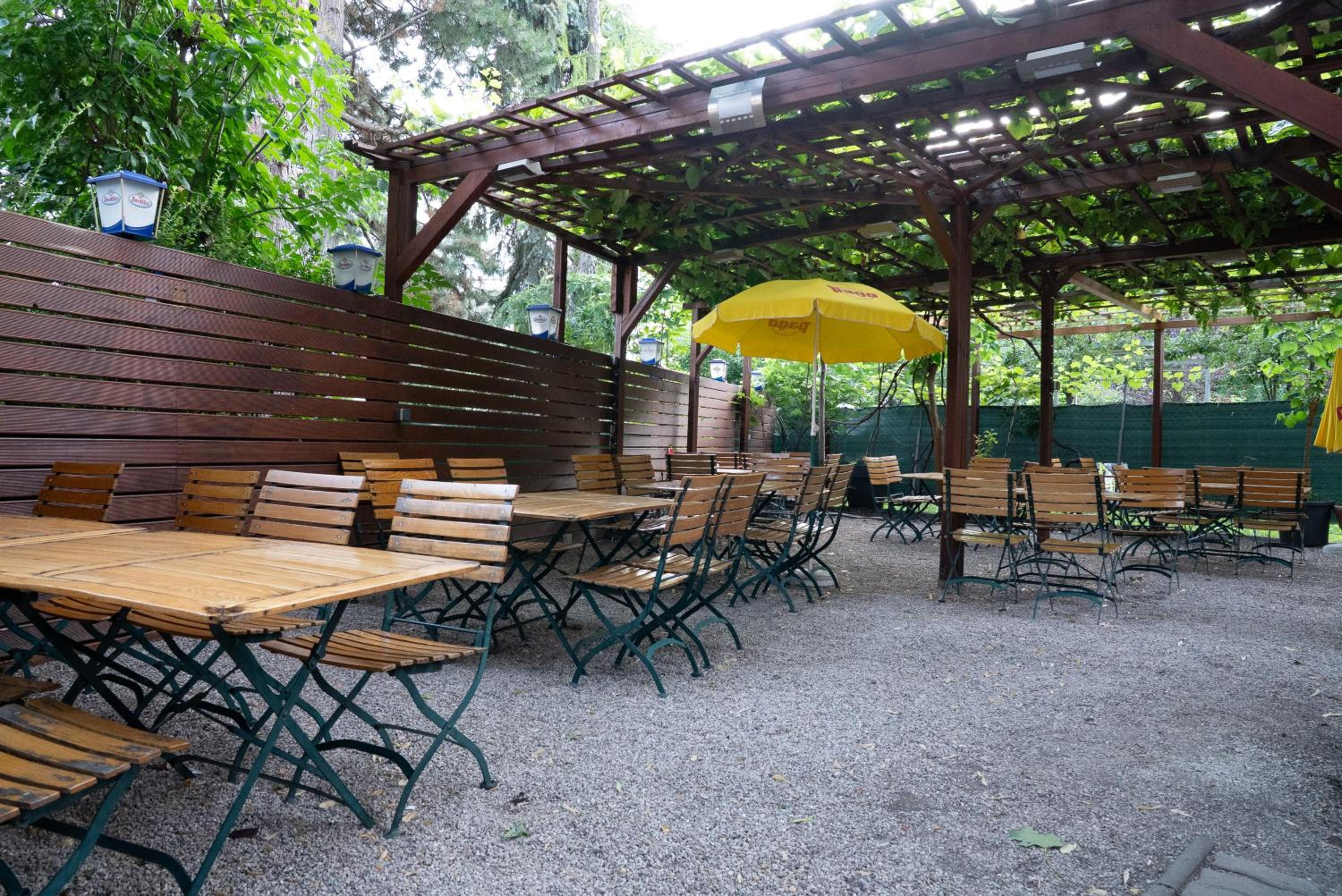Hotel - Restaurant Valley Rose 49/66