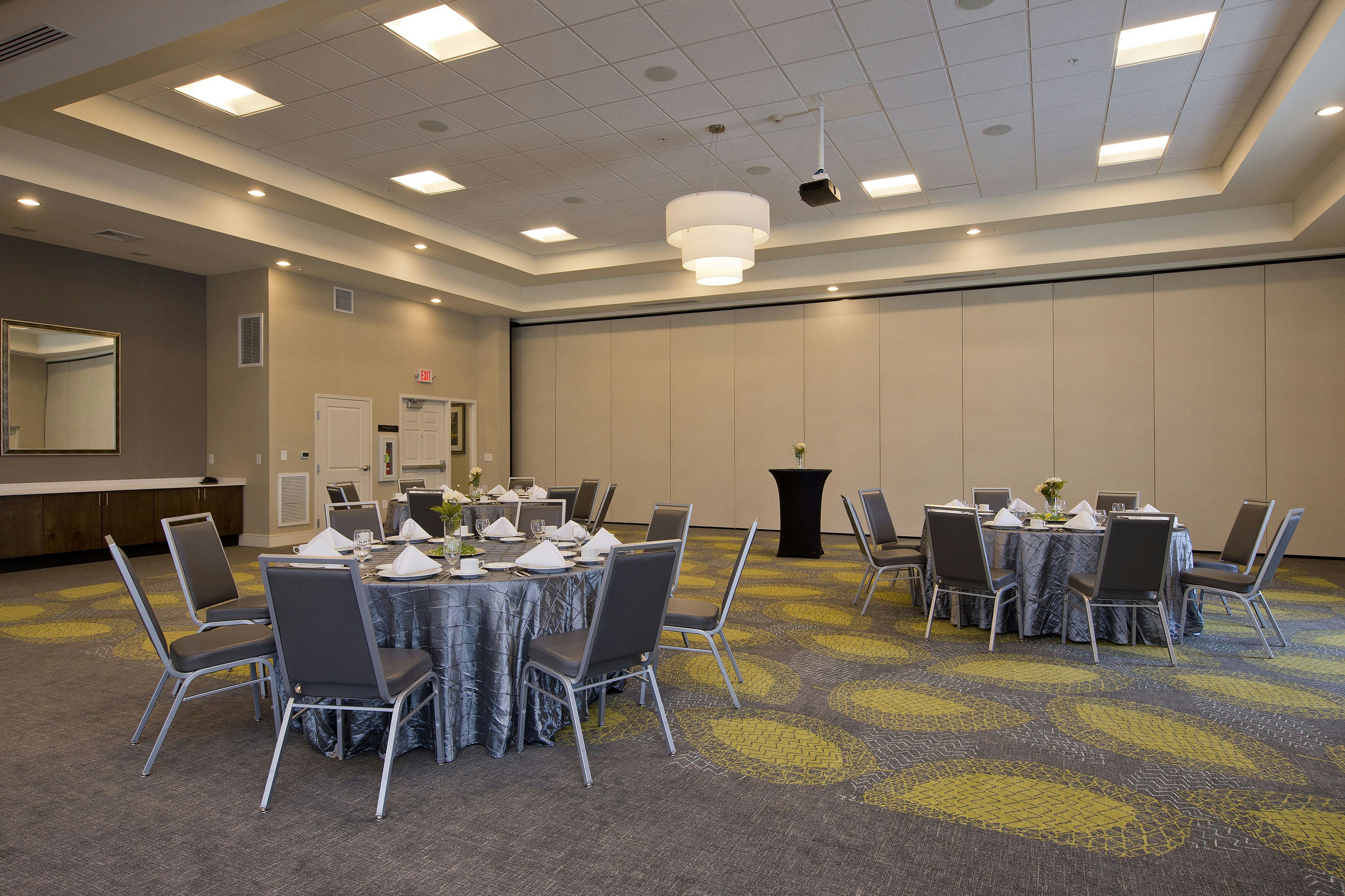 HILTON GARDEN INN MARTINSBURG 54/67