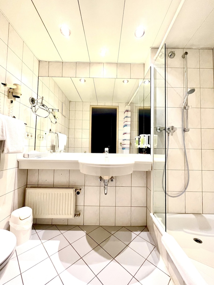 Mercure Hotel Plaza Magdeburg 56/56