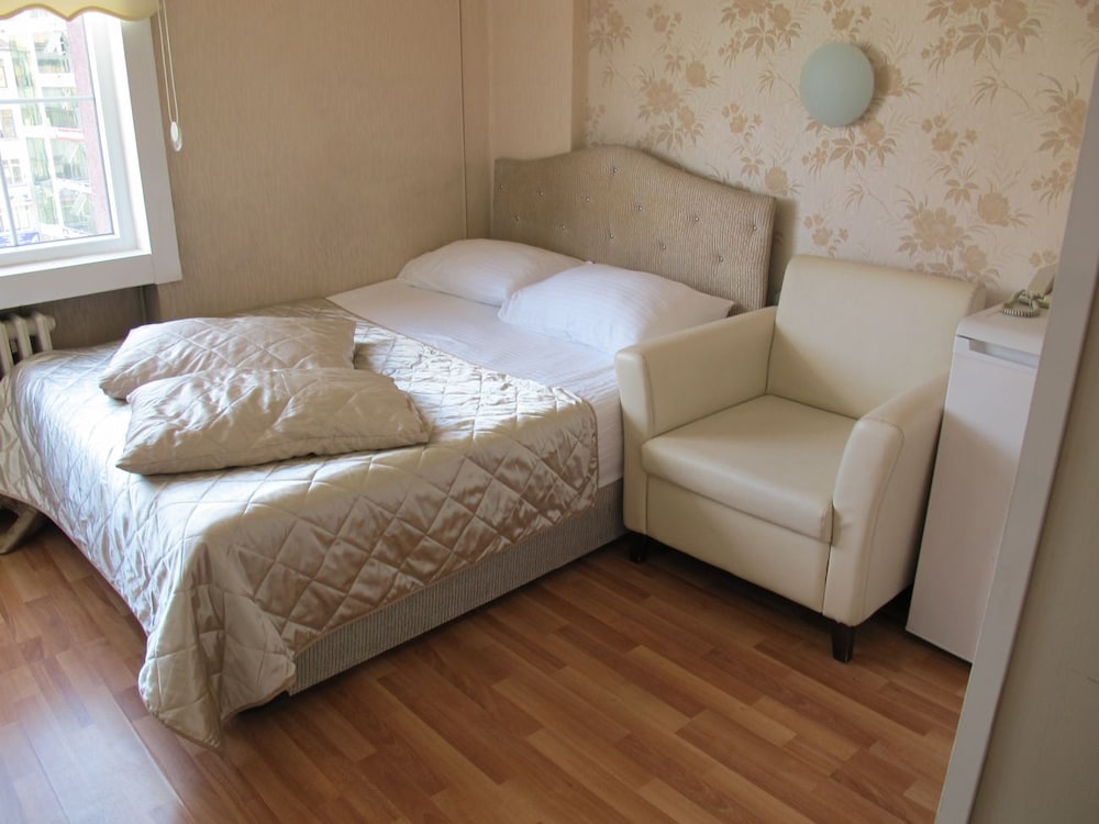 Idrisoglu Hotel 8/18