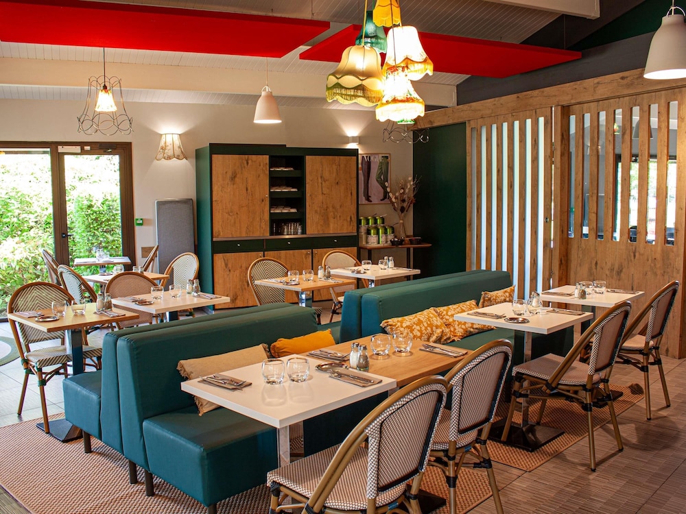 Ibis Amboise 49/65