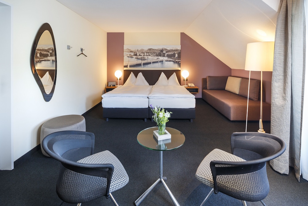 Seehotel Kastanienbaum 35/44