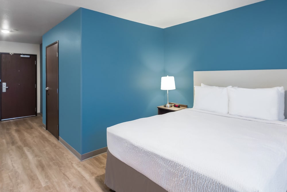 WoodSpring Suites Elgin - Chicago 21/56