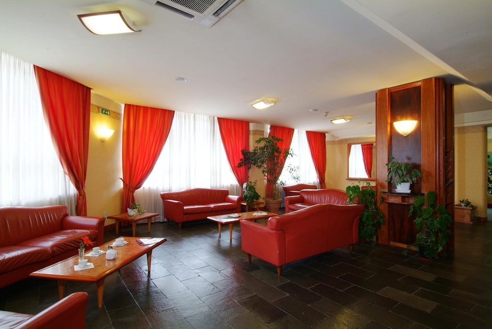 Grand Eurhotel and Residence 19/25