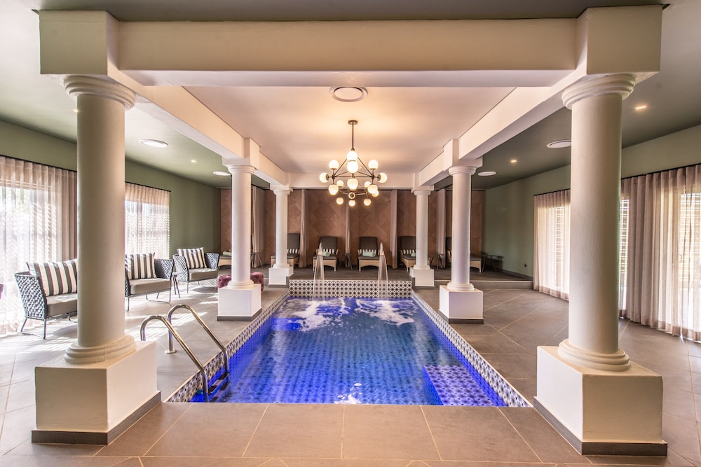 The Feather Hill Boutique Hotel 17/29