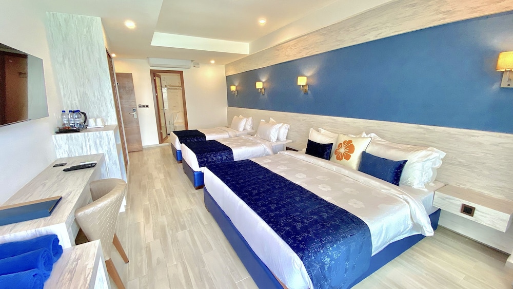Kaani Palm Beach 28/61