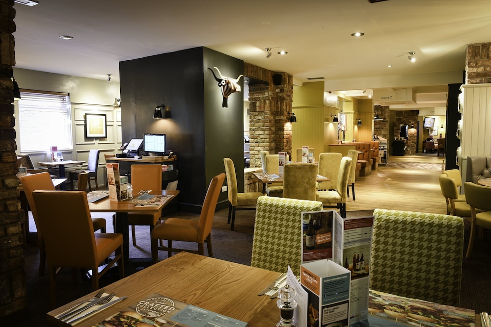 Premier Inn Macclesfield North 40/61