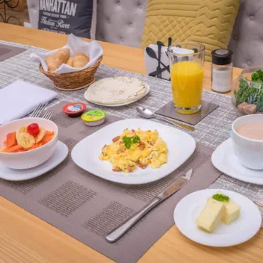 Montes de la Castellana Hotel Boutique 48/61