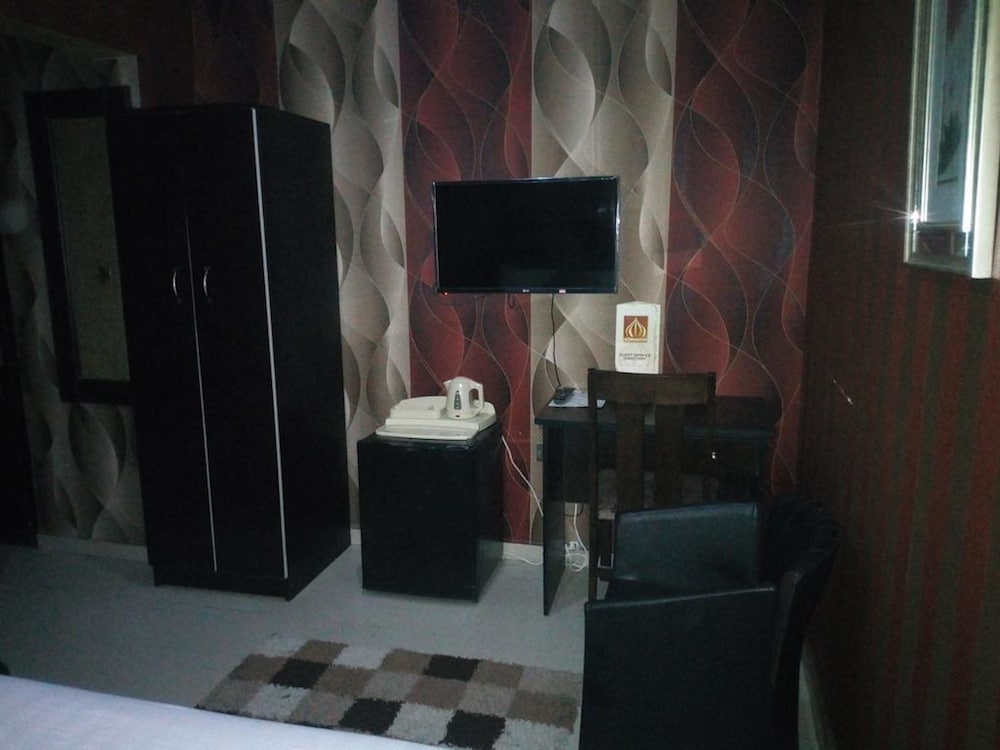Jonaith Hotels & Suites 23/29