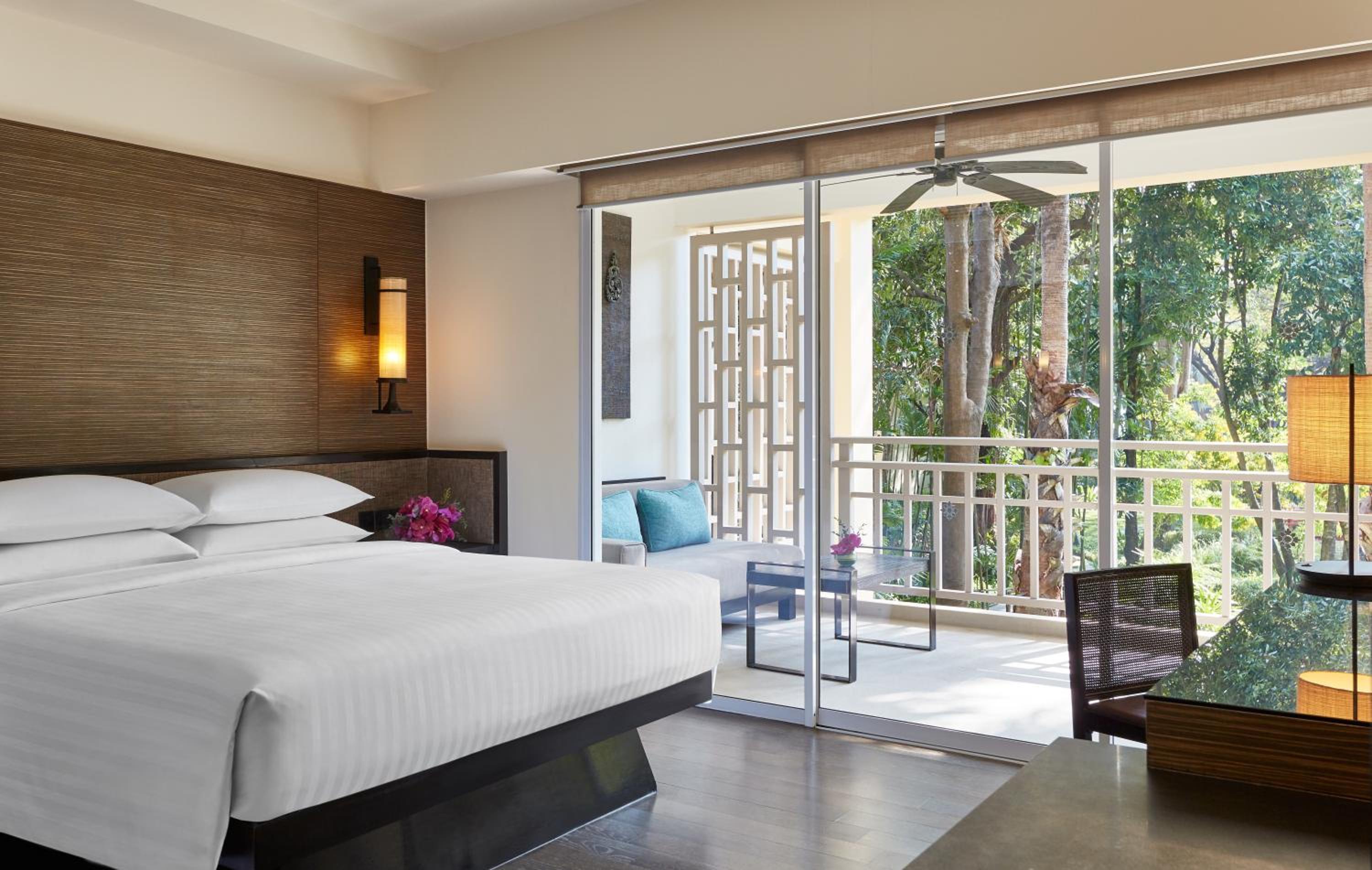 Executive, Suite, King Bed