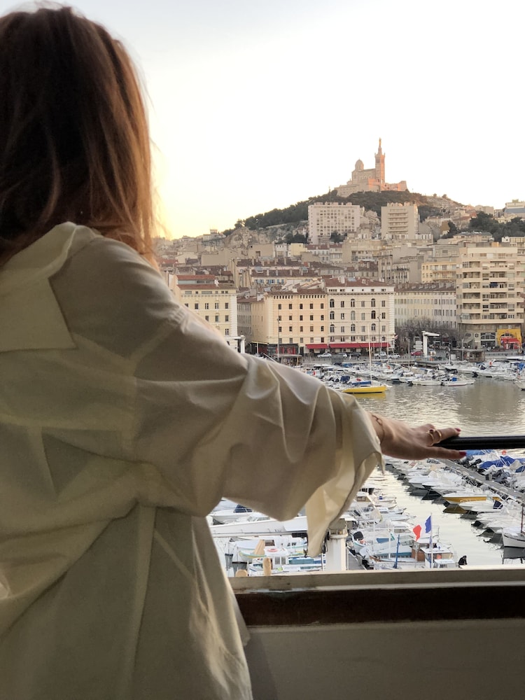 Hotel Bellevue Marseille 71/74