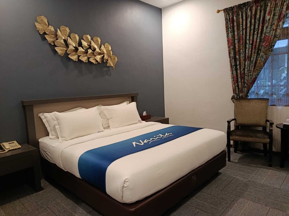 Narita Hotel Tulungagung 3/35