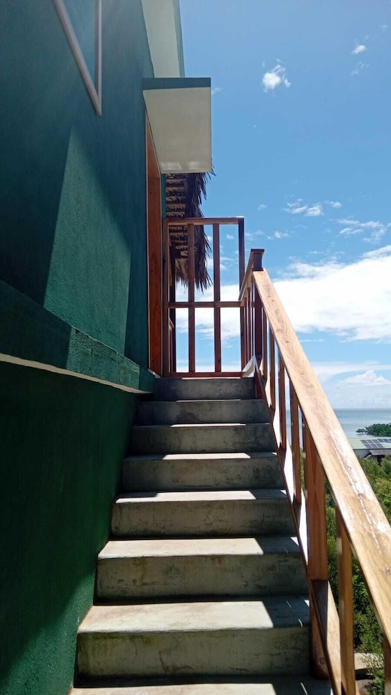 Emeraude Lodge 7/50
